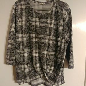 Como Blu Plaid Knot Front Top